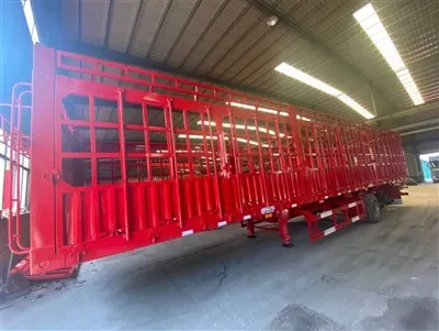 ロールオーバーダンプトラックの積み下ろしはどのようにすればよいですか?